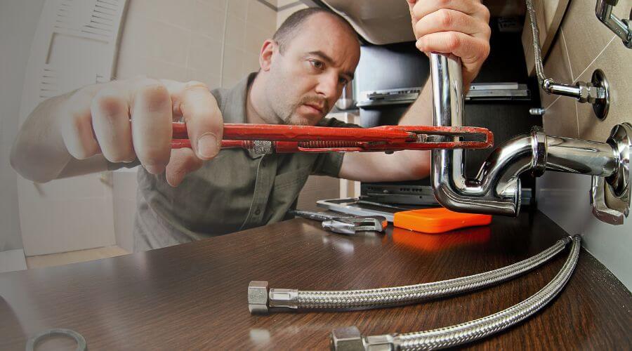 Expert burst pipe repair services in Westbrook, TX